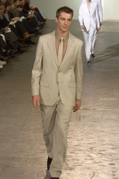Look 42